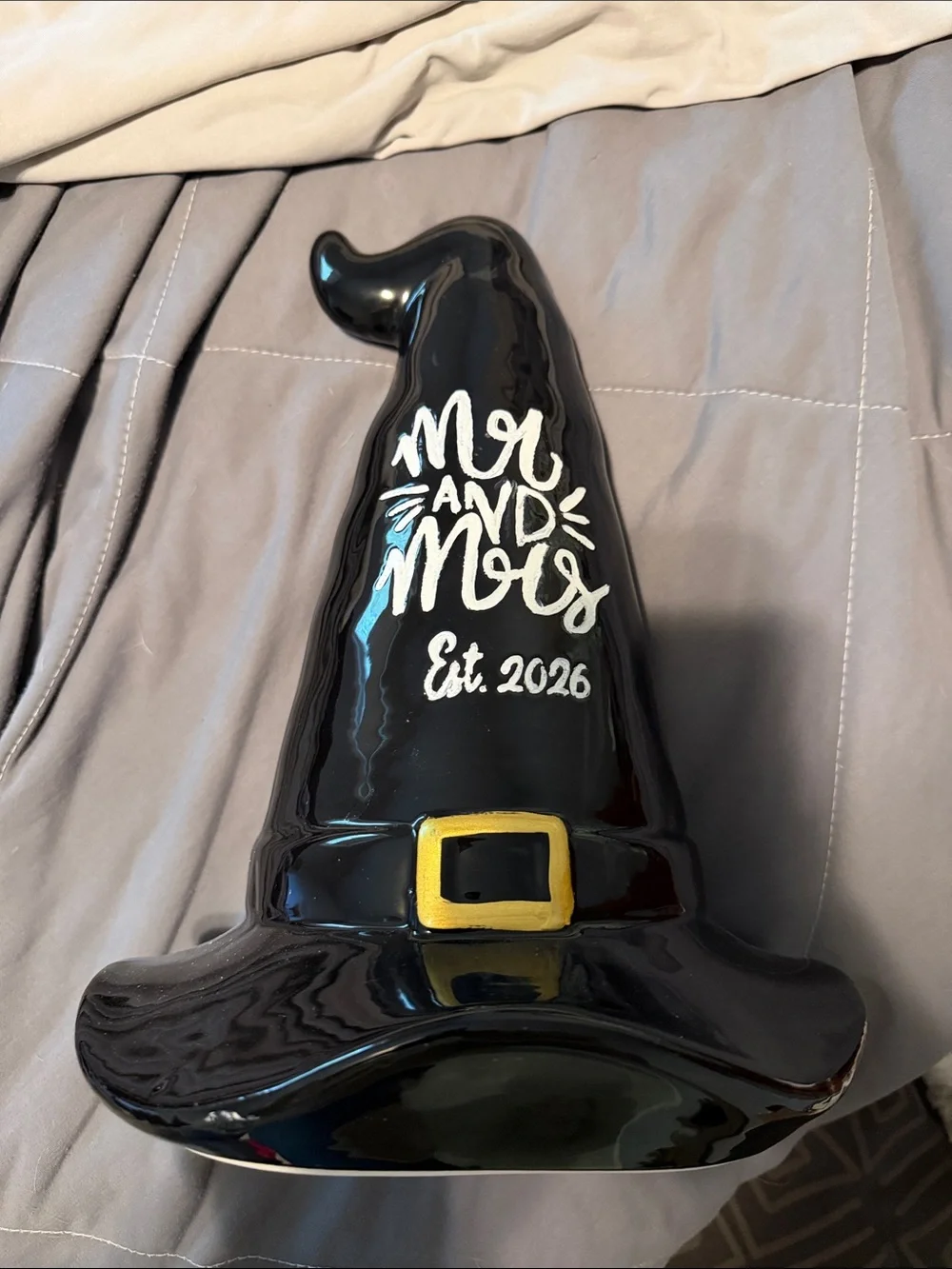 Mr and Mrs Ceramic Witch Hat Decor - Black